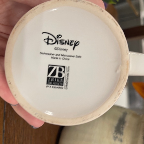 Disney Mickey Embossed Head Icon Logo Ceramic Coffee Tea mug NEW - Picture 5 of 5